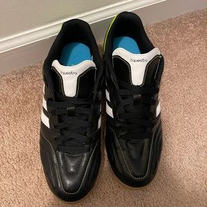 (SOLD) ADIDAS 11 QUESTRA